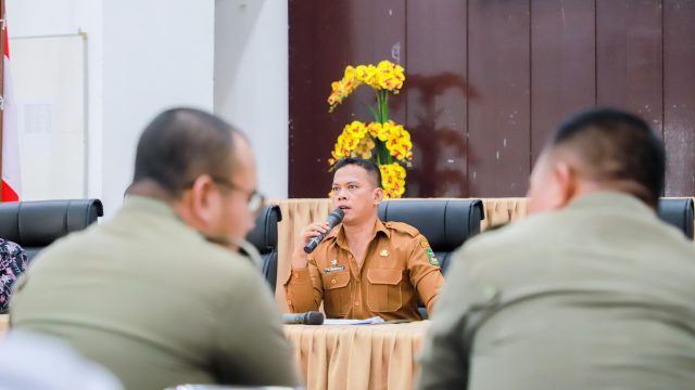 Wali Kota Wesly Silalahi Diwakili Sekda Junaedi Sitanggang Pimpin Rapat Persiapan Malam Takbir Keliling